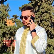 Enseignant qualifié en langue arabe avec une passion pour l'enseignement et la transmission des connaissances